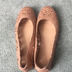 Ballet flats